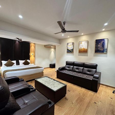 ויסאקפאטנם Hotel Touchwood מראה חיצוני תמונה
