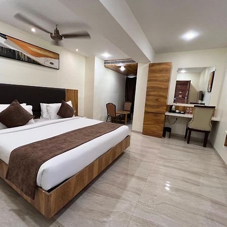 ויסאקפאטנם Hotel Touchwood מראה חיצוני תמונה