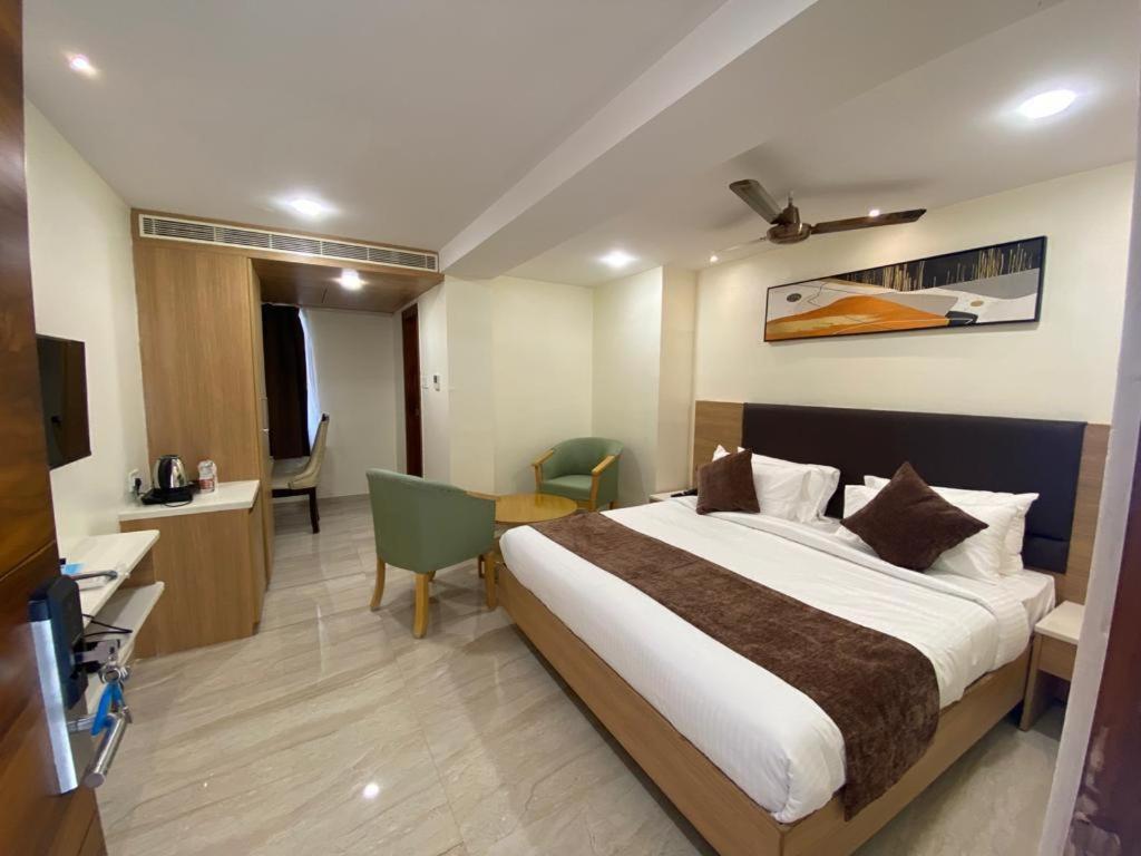 ויסאקפאטנם Hotel Touchwood מראה חיצוני תמונה