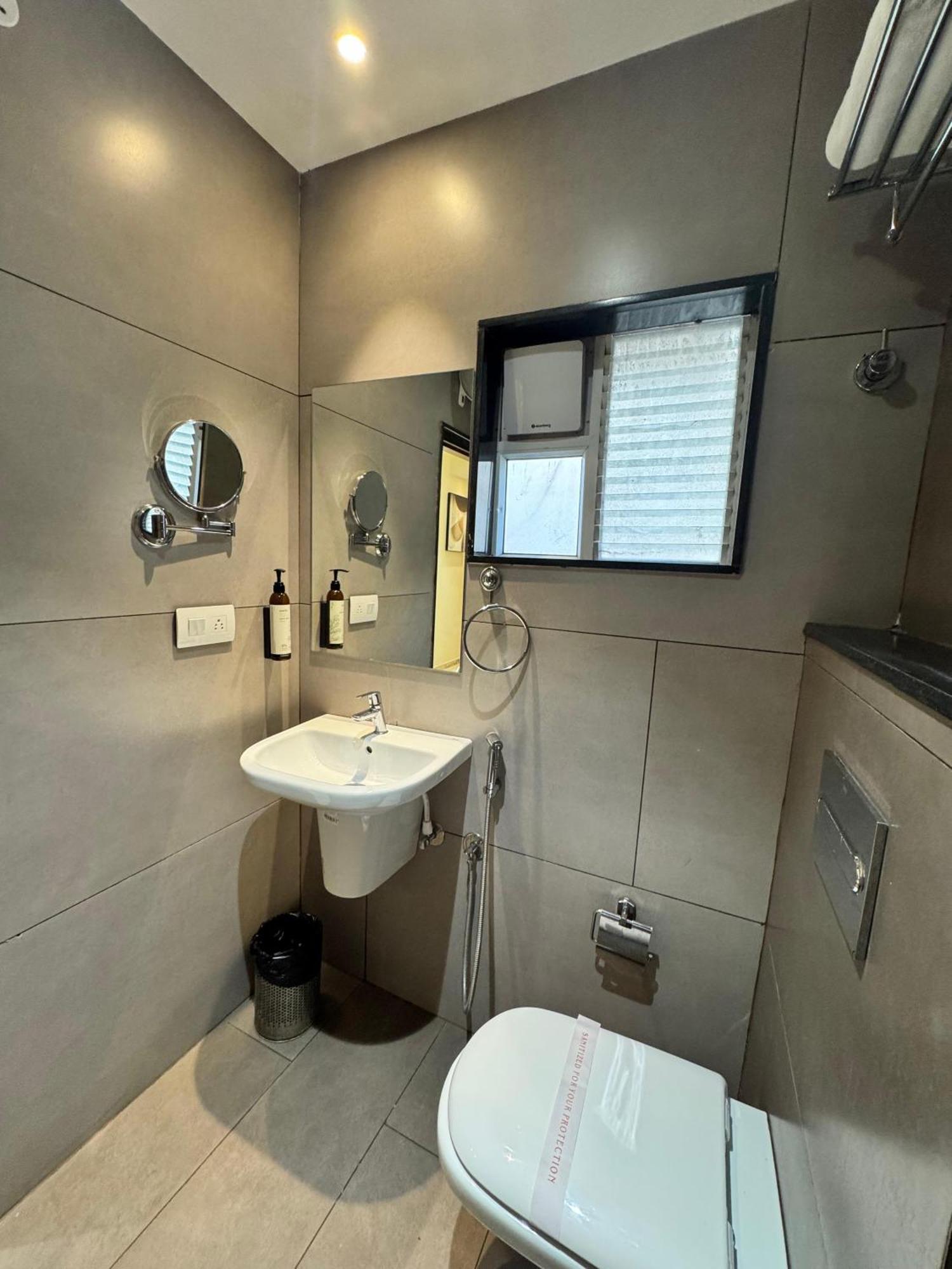 ויסאקפאטנם Hotel Touchwood מראה חיצוני תמונה