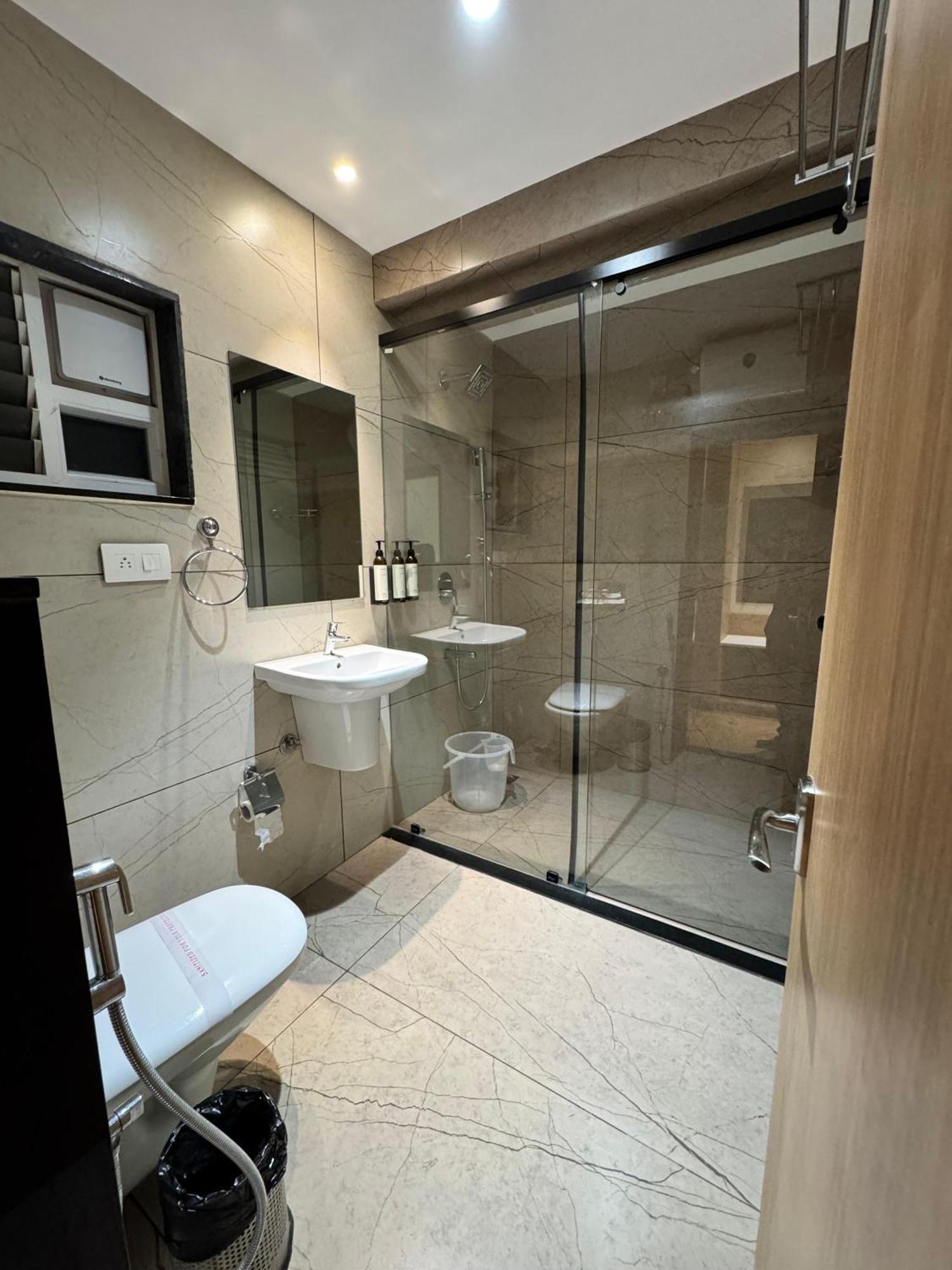 ויסאקפאטנם Hotel Touchwood מראה חיצוני תמונה
